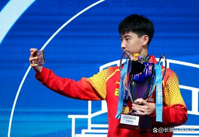 关于乒乓球大奖赛焦点战:江南麒麟队强势横扫荆楚旋风队,新星闪耀。争冠格局再洗牌的信息-九游体育