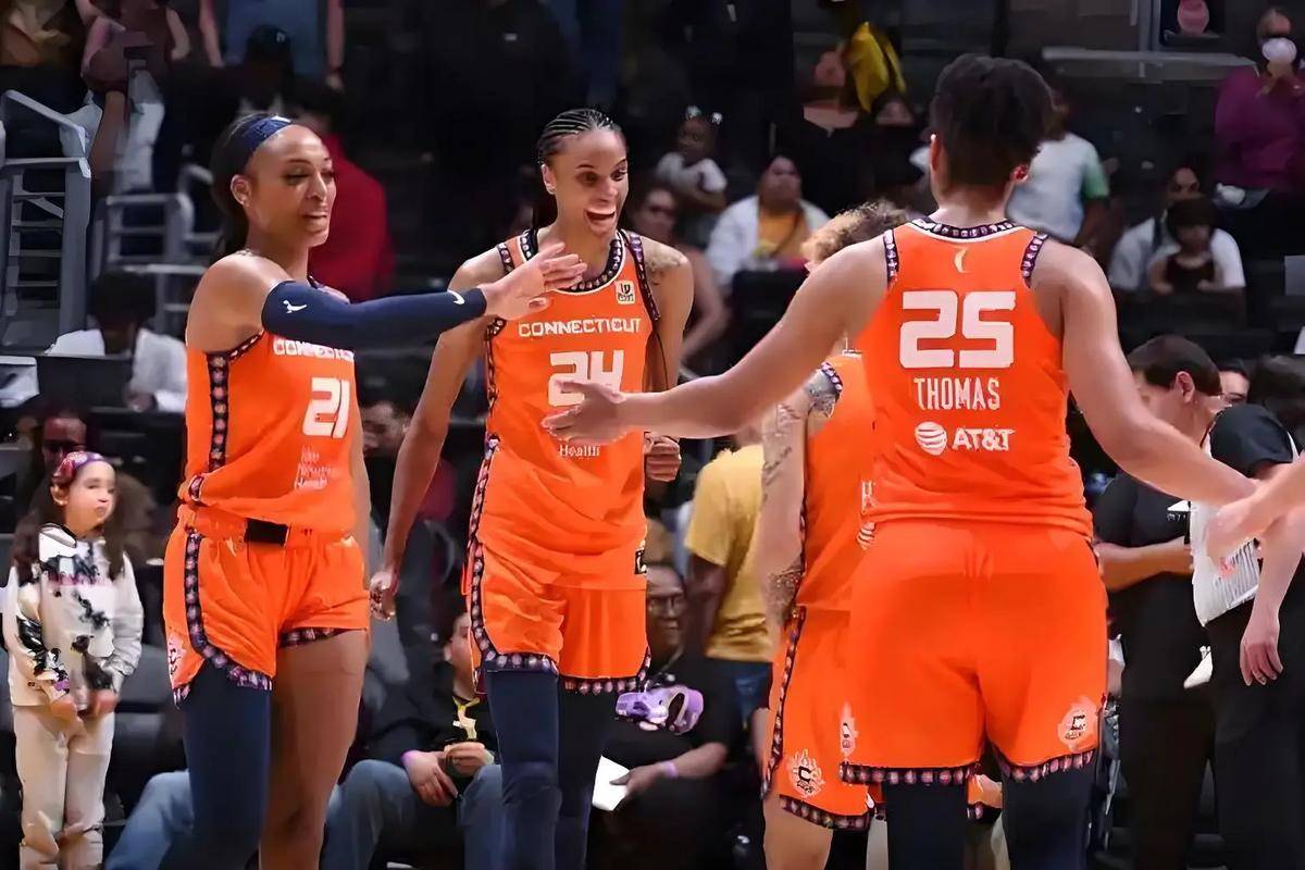 赛地聚焦:NBA季后赛最后时刻热度飙升;芝加哥公牛外线爆发;管理层满意;轮换策略被讨论的简单介绍-九游app下载