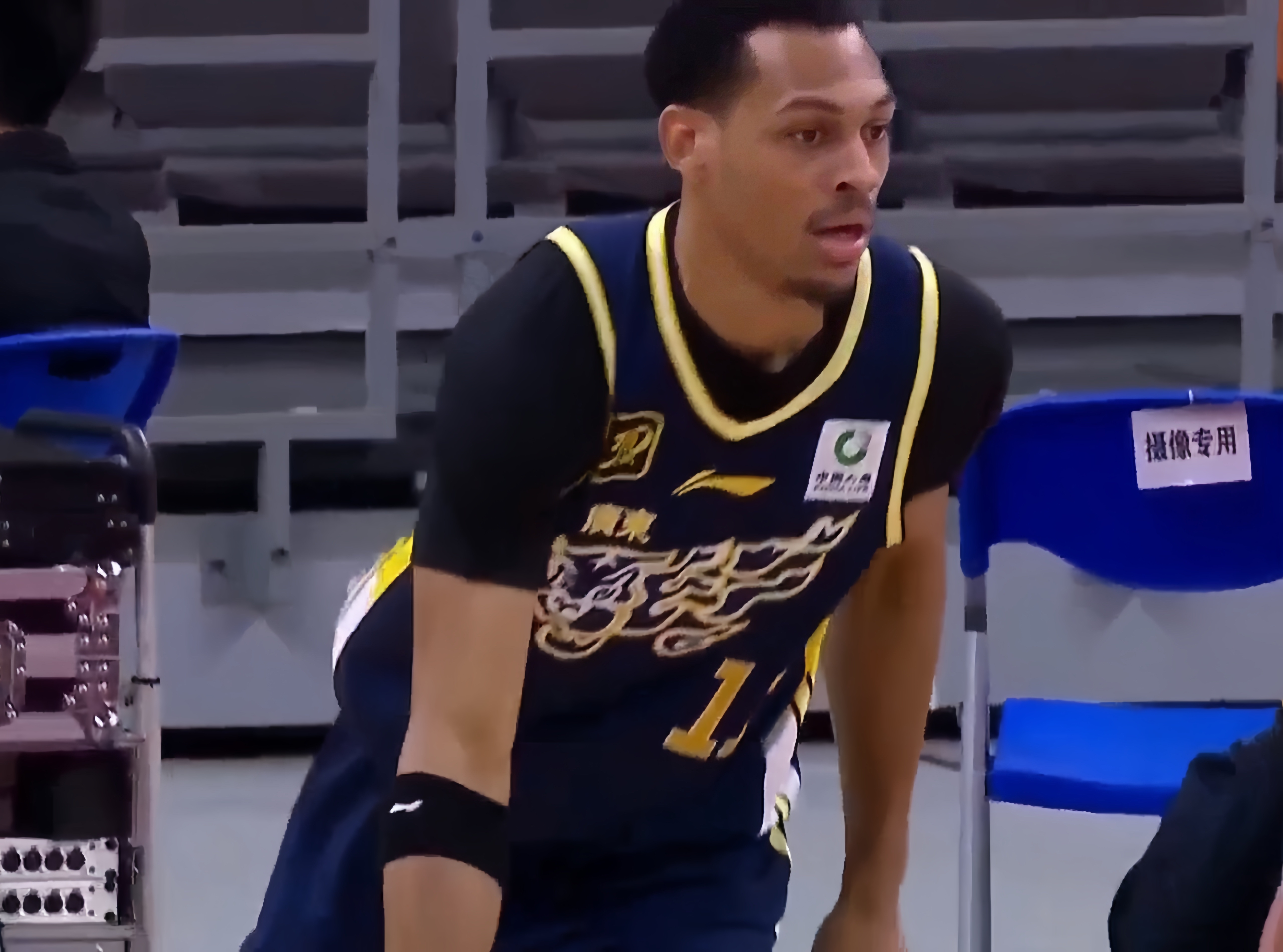 欧篮联清晨再迎强敌;洛杉矶快船手感冰凉;主帅态度——话题不断;临场指挥获称赞的简单介绍-九游app下载