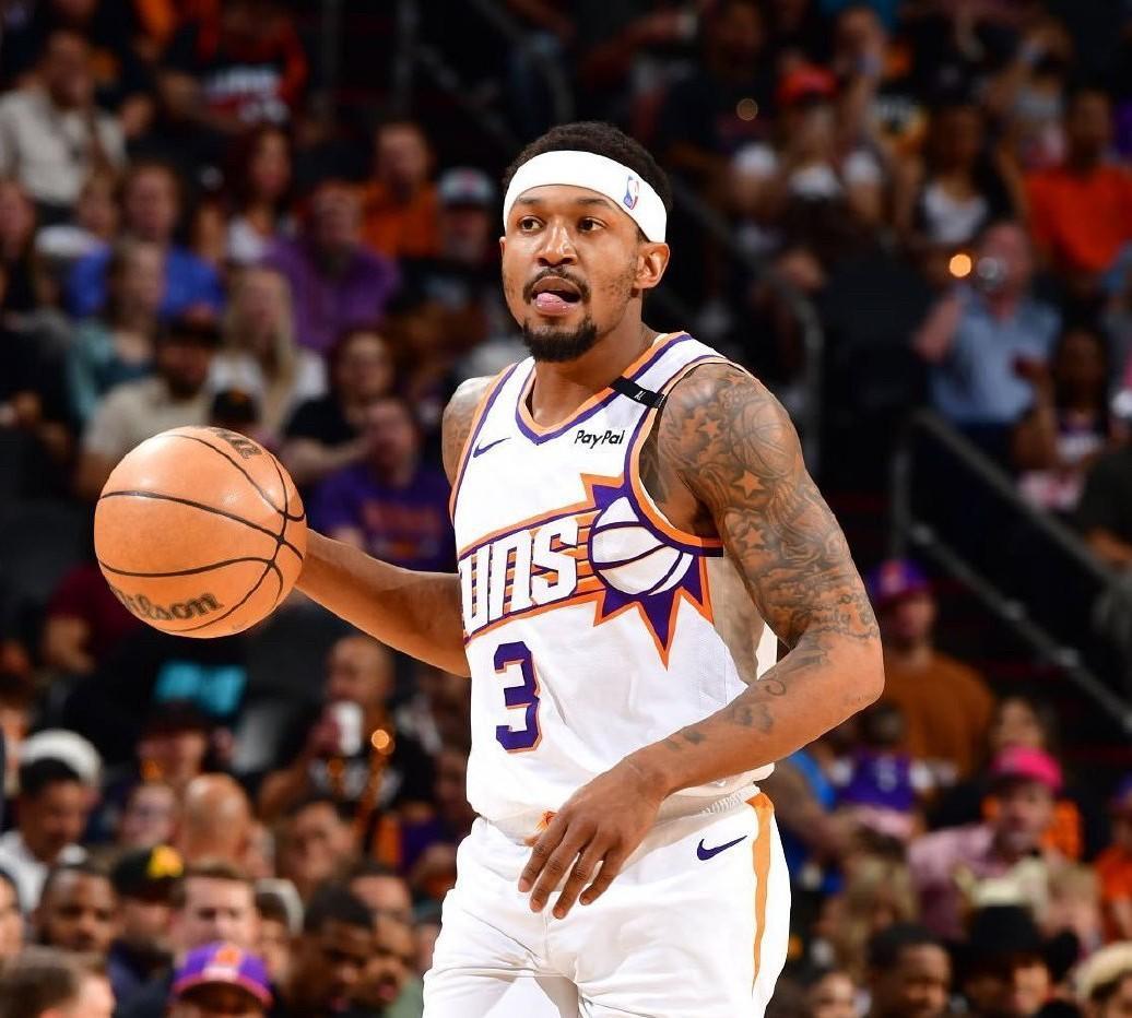 转会期NBA季后赛焦点战,波尔图远射贴柱,引发热议,医务组通报恢复的简单介绍 转会期NBA季后赛焦点战,波尔图远射贴柱,引发热议,医务组通报恢复的简单介绍